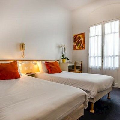 Aneto Hotel