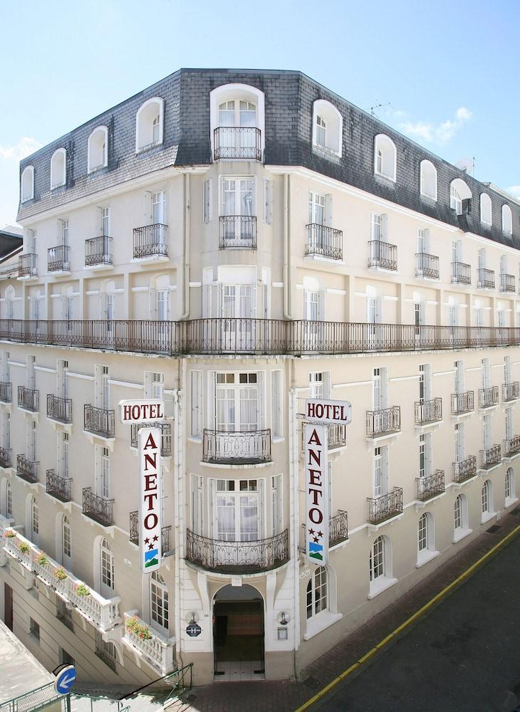 Aneto Hotel